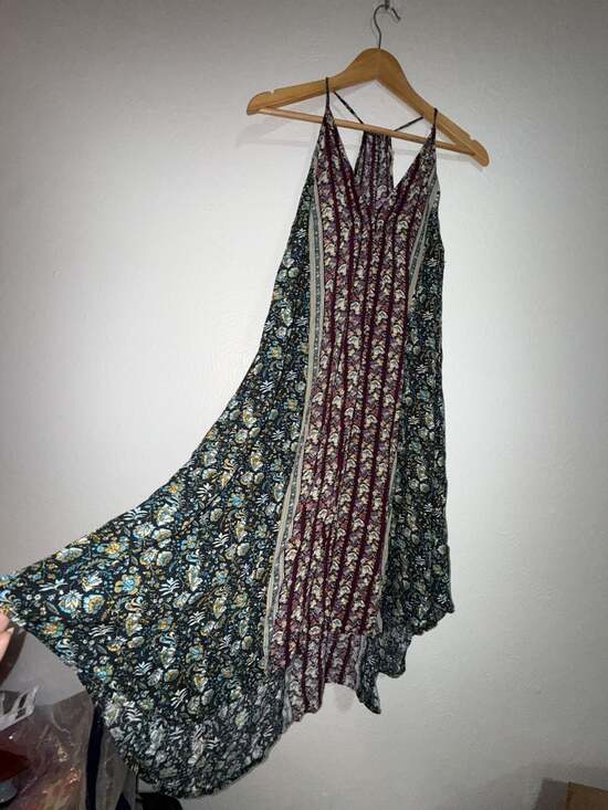 Kori America Dresses & Skirts - Kori America Boho Floral Print Strappy Maxi Dress with High-Low Hem